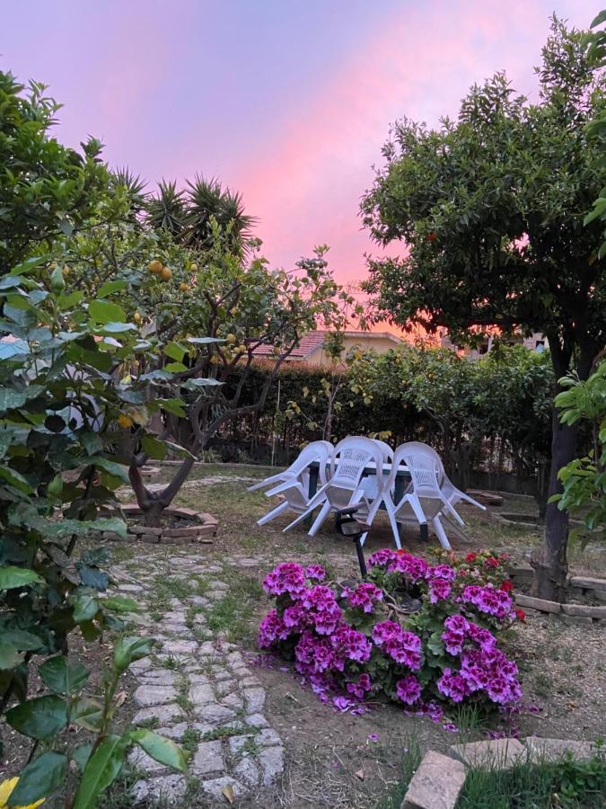Villa Franca レッジョ・ディ・カラブリア エクステリア 写真